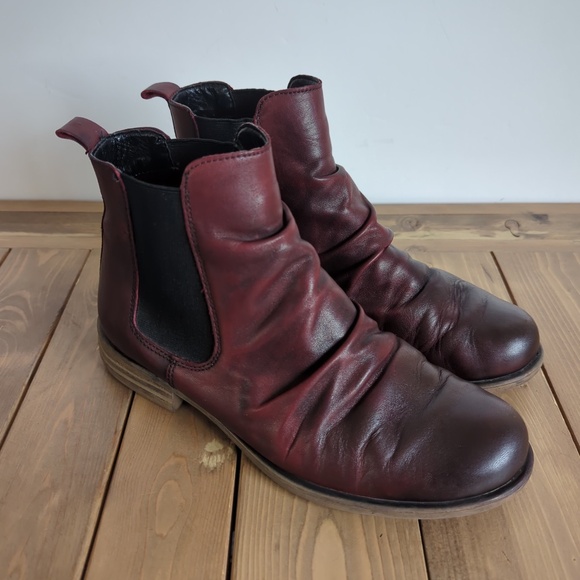 Remonte Women’s Red/Black Ruched Leather Chelsea Ankle Boots - Picture 1 of 7